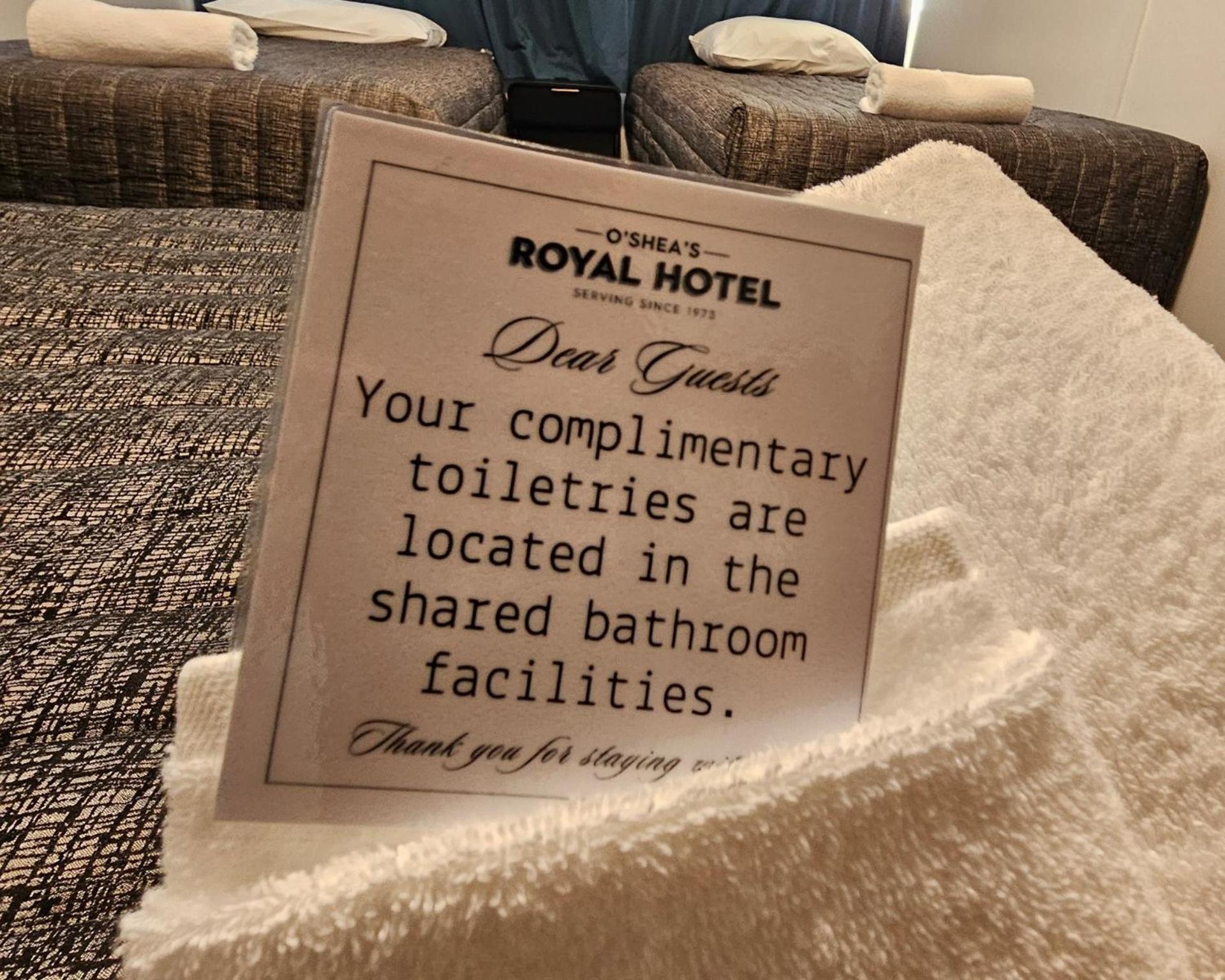 O'Shea'S Royal Hotel Goondiwindi Bagian luar foto